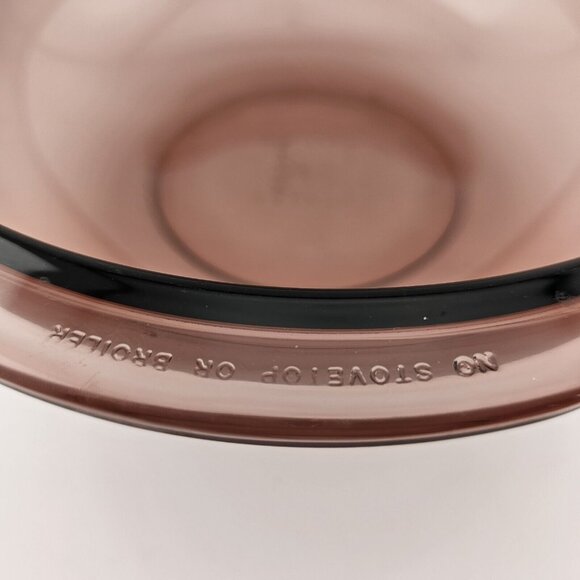 Pyrex Visions Cranberry Casserole Dish & Lid #024C Corning 2qt - Picture 5 of 16